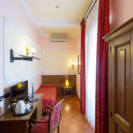 Szálloda California 4*