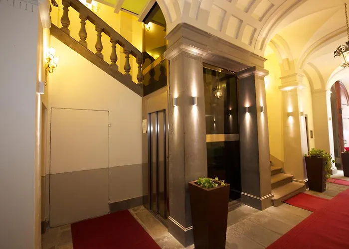 Hotell California 4*